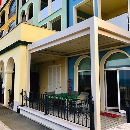 Marino's Porto Recanati